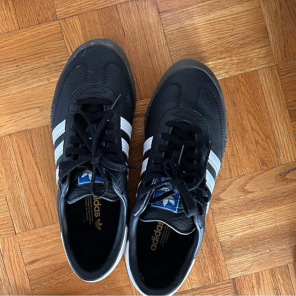 SOLD* Adidas sambarose black - Picture 2 of 2